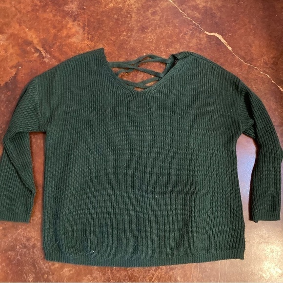 Ladies large/XL green sweater lace up/ braided back - Picture 1 of 3